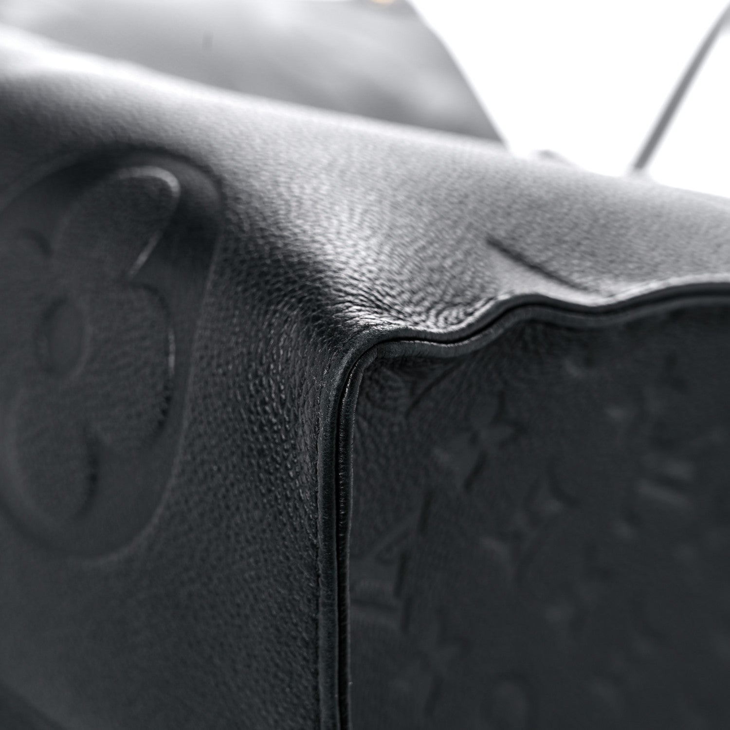 Louis Vuitton Empreinte Monogram Giant Onthego GM Black 13 of 18