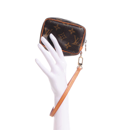 Louis Vuitton Monogram Wapity 2 of 7