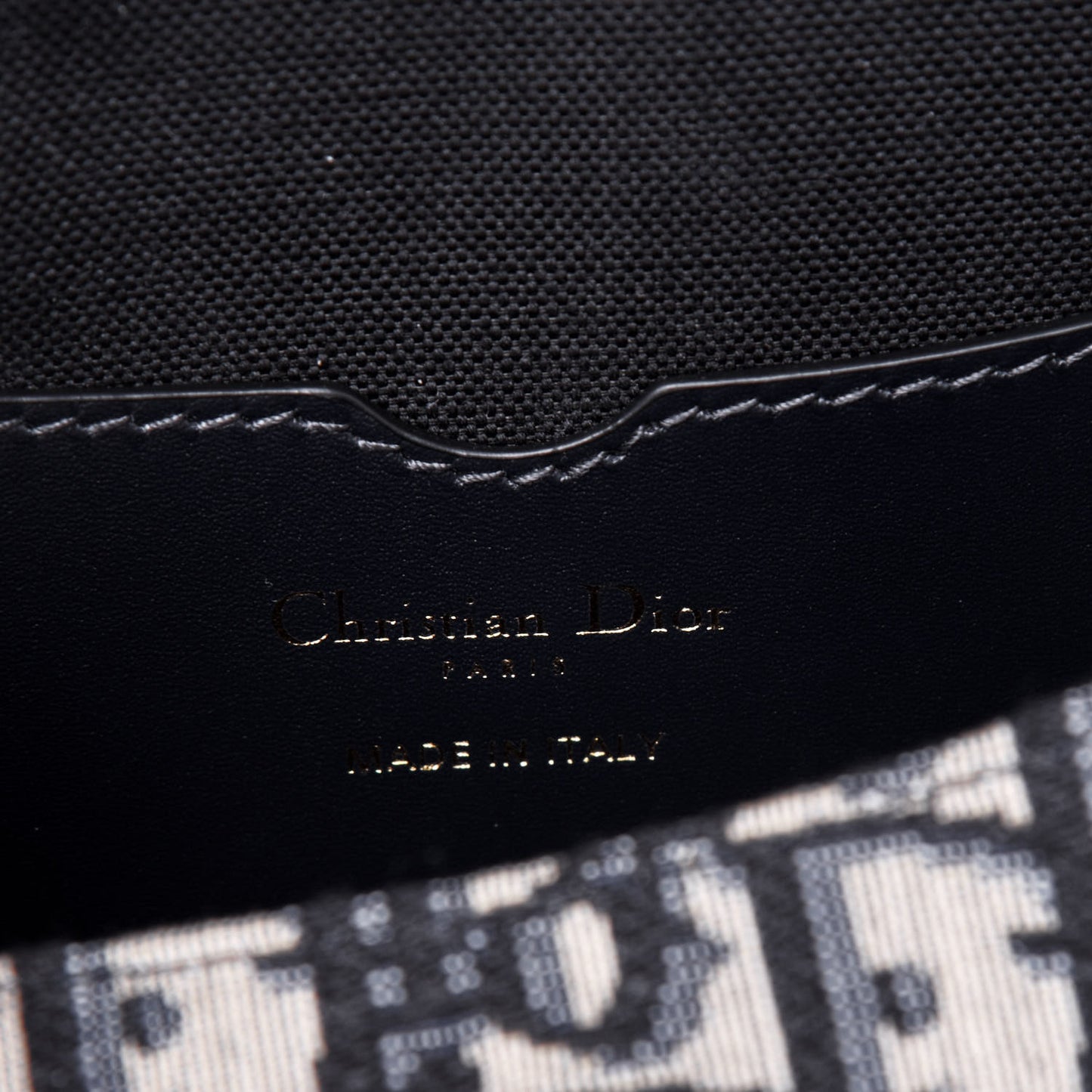 Oblique Medium Bobby Flap Blue