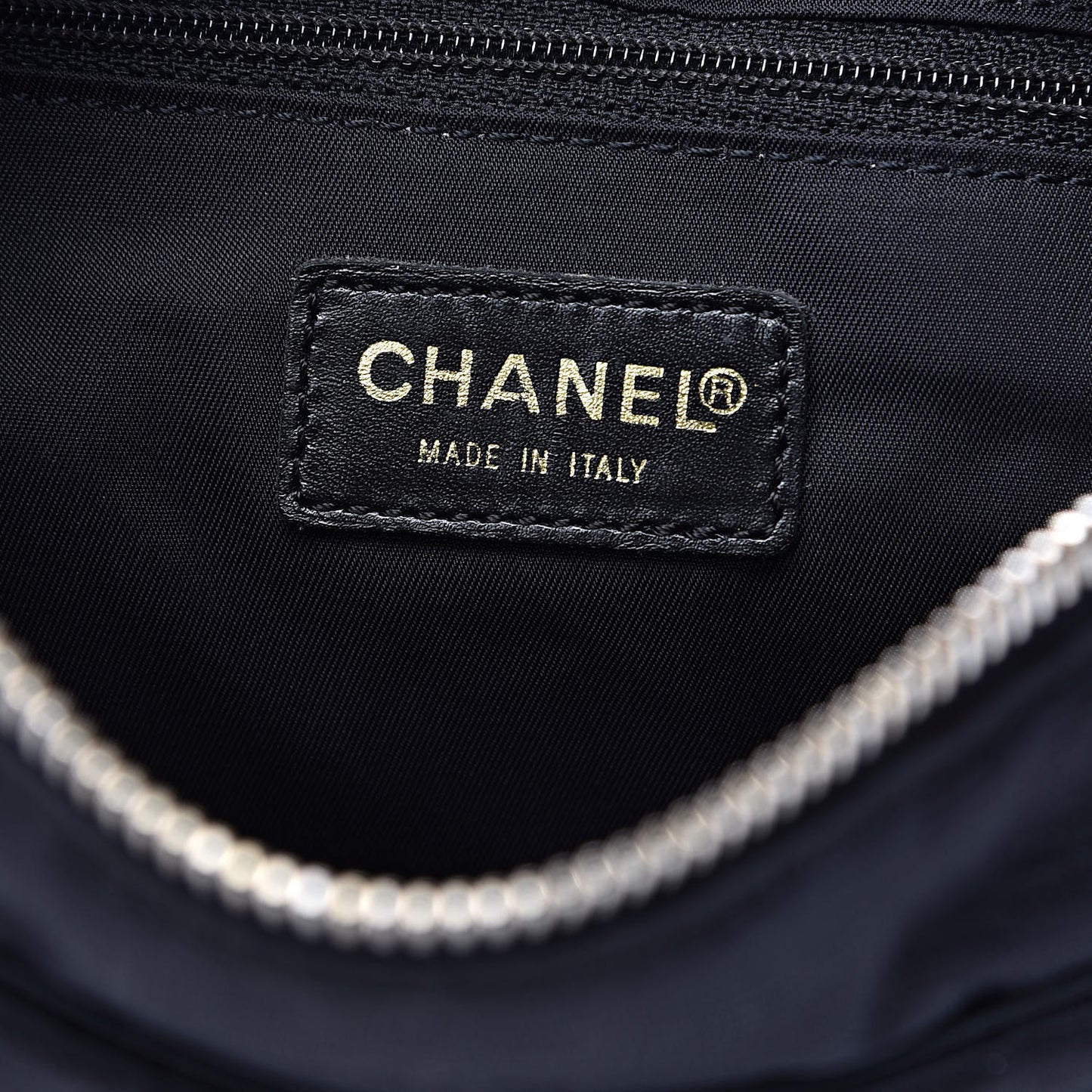 Nylon Travel Hobo Black