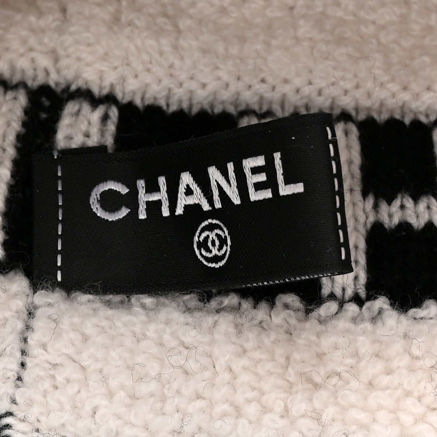 Cashmere CC Beanie Hat Ecru Black