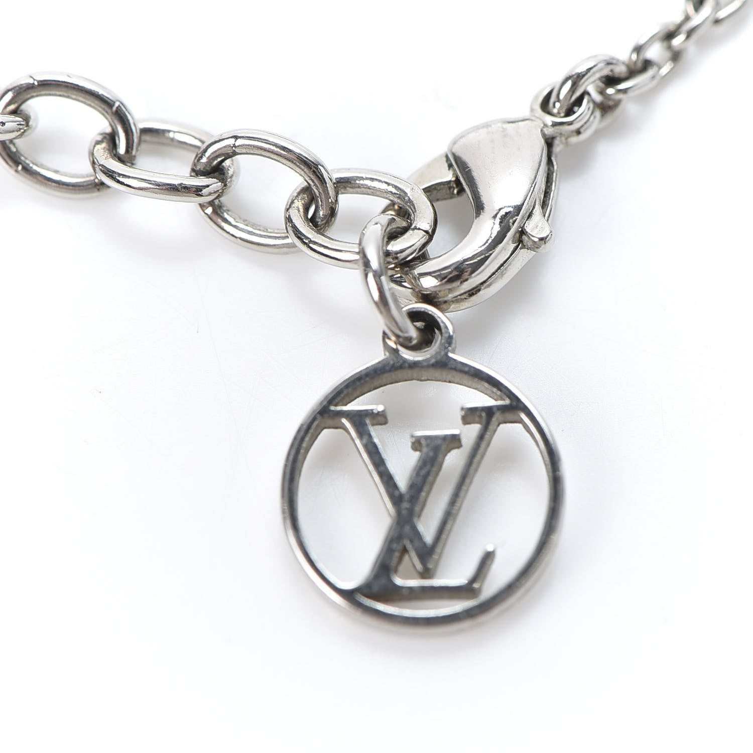 Louis Vuitton Essential V Supple Bracelet Silver 5 of 5