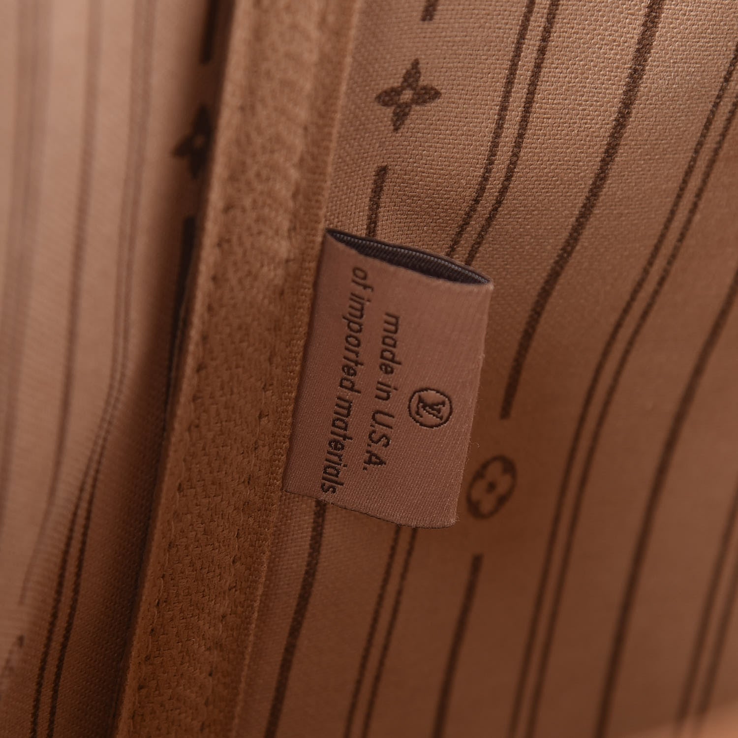 Louis Vuitton Monogram Neverfull MM 7 of 18