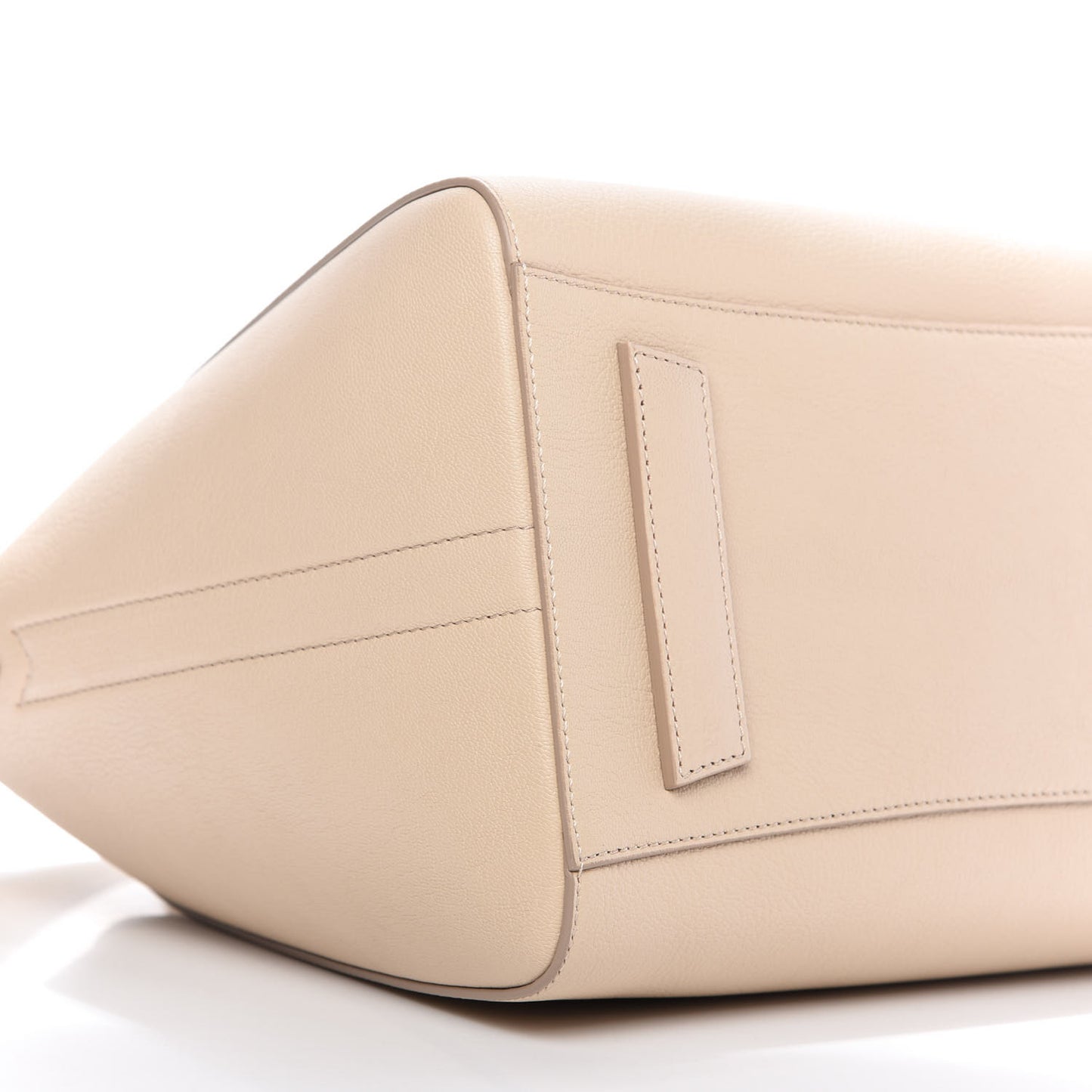 Sugar Goatskin Medium Antigona Skin