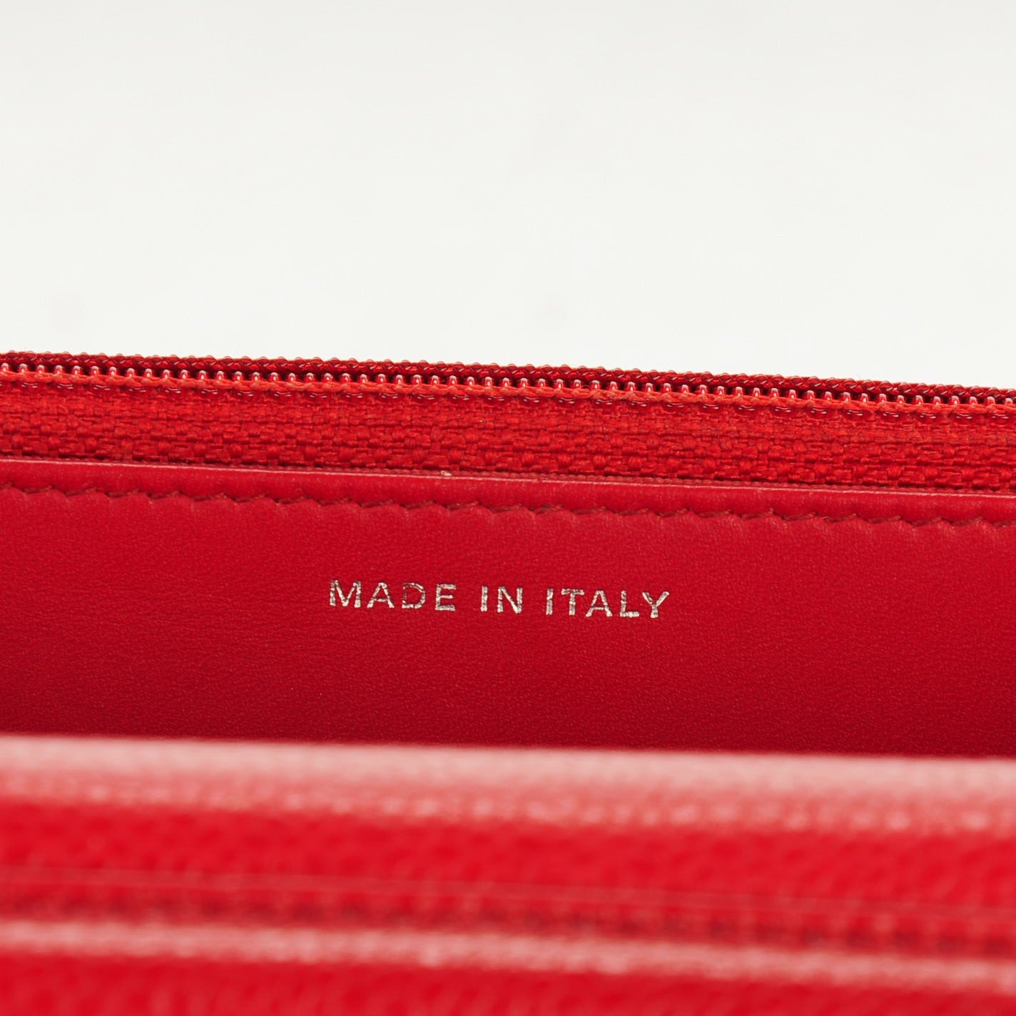 Caviar Quilted Wallet On Chain WOC Red