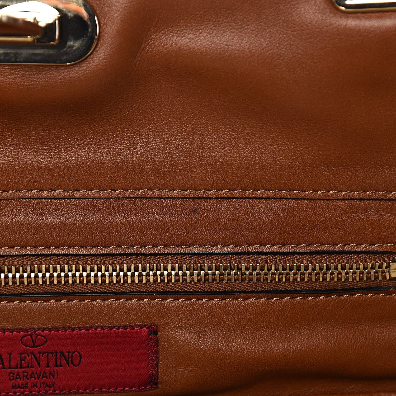 Valentino Garavani Vitello Medium Rockstud Tote Camel 10 of 16