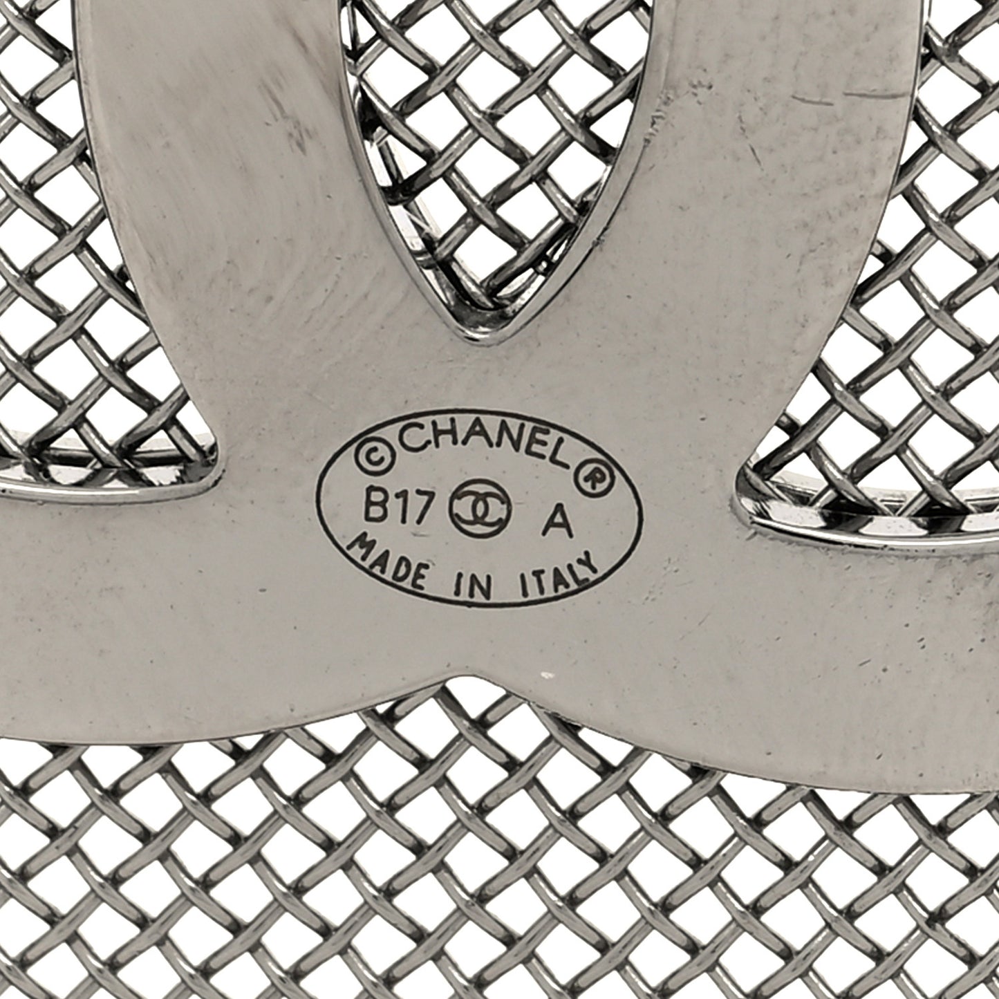 Mesh Circle CC Brooch Silver