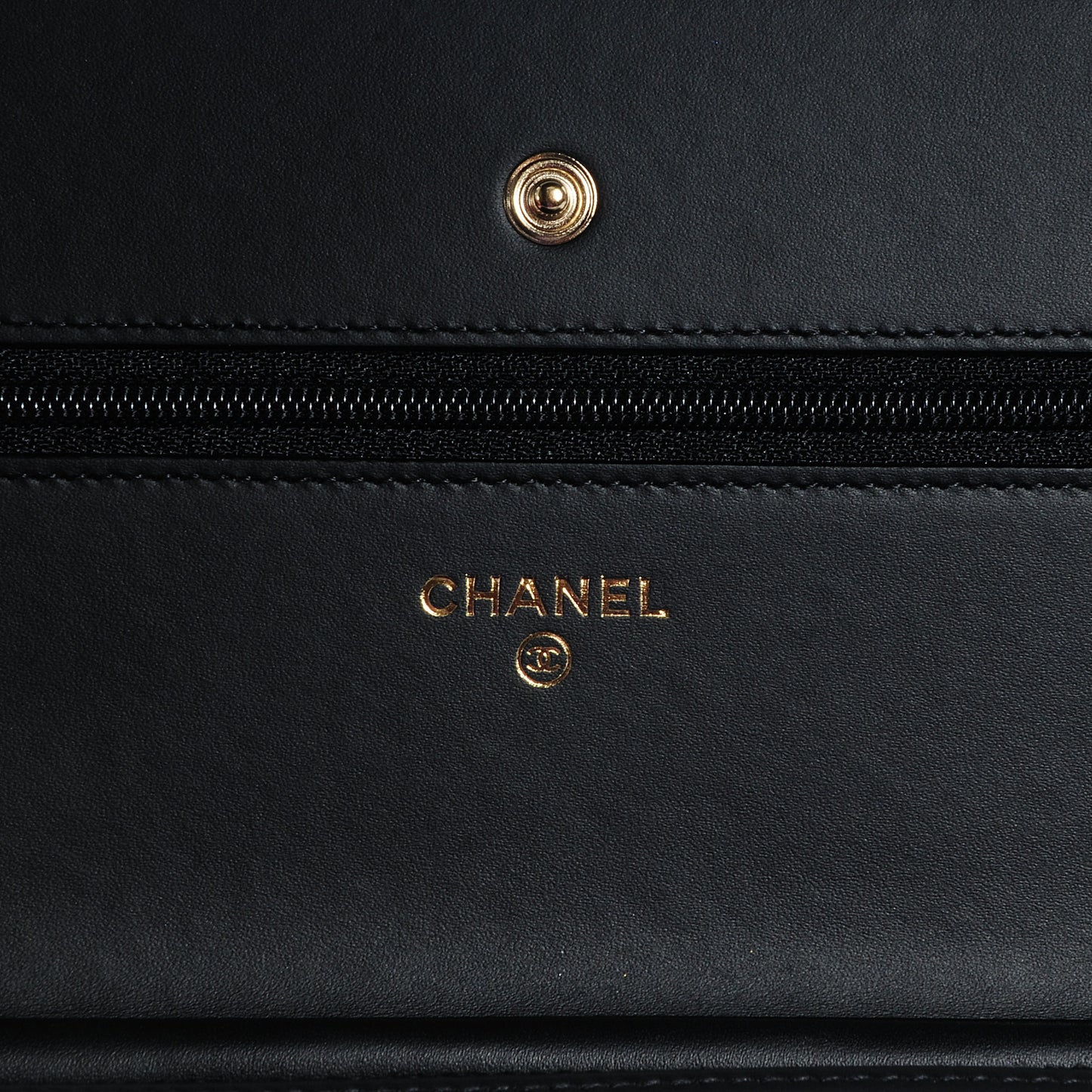 Caviar Timeless CC Wallet on Chain WOC Black