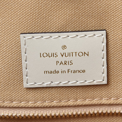 Louis Vuitton Monogram Giant Onthego GM Kaki Beige 9 of 10