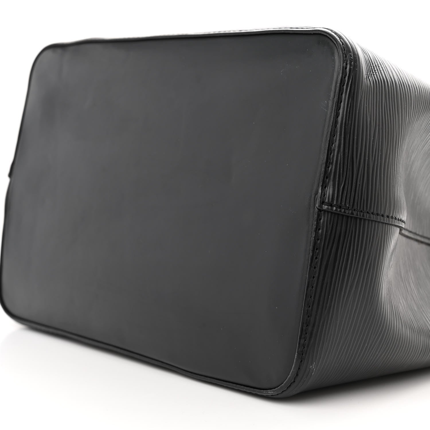 Louis Vuitton Epi NeoNoe MM Black 9 of 10