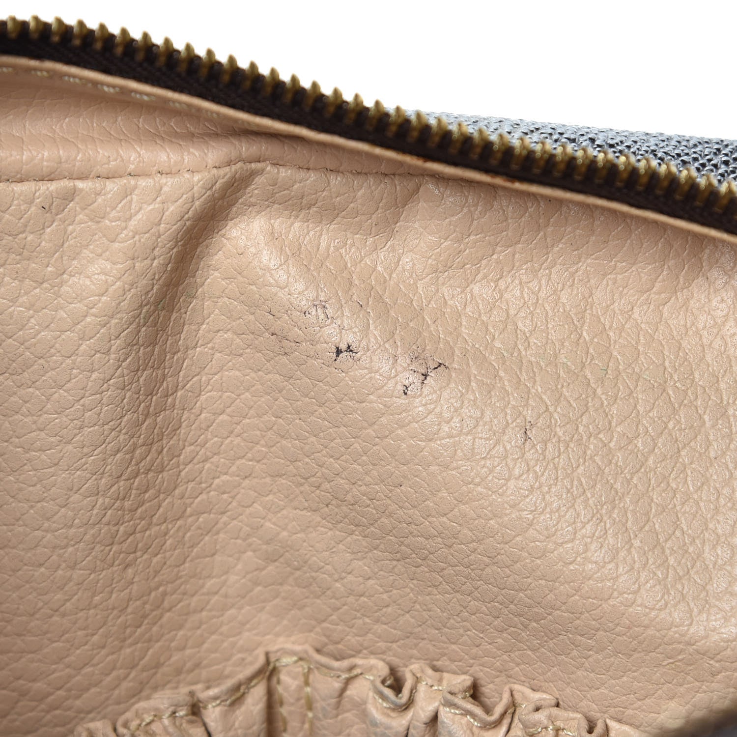 Louis Vuitton Monogram Trousse Toilette 23 11 of 12
