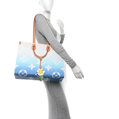 Louis Vuitton Monogram Giant By The Pool Onthego GM Blue 2 of 11