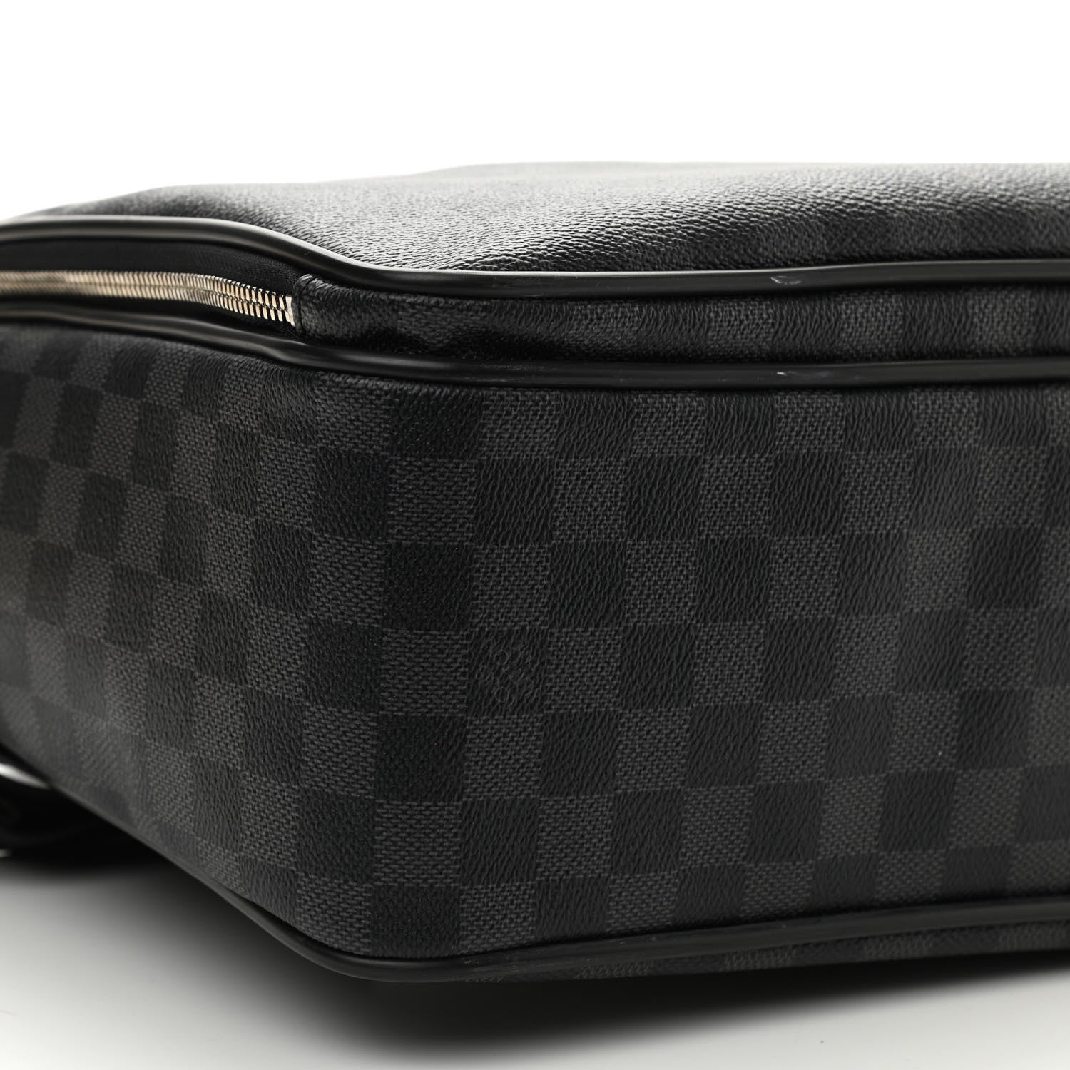 Louis Vuitton Damier Graphite Icare 7 of 8