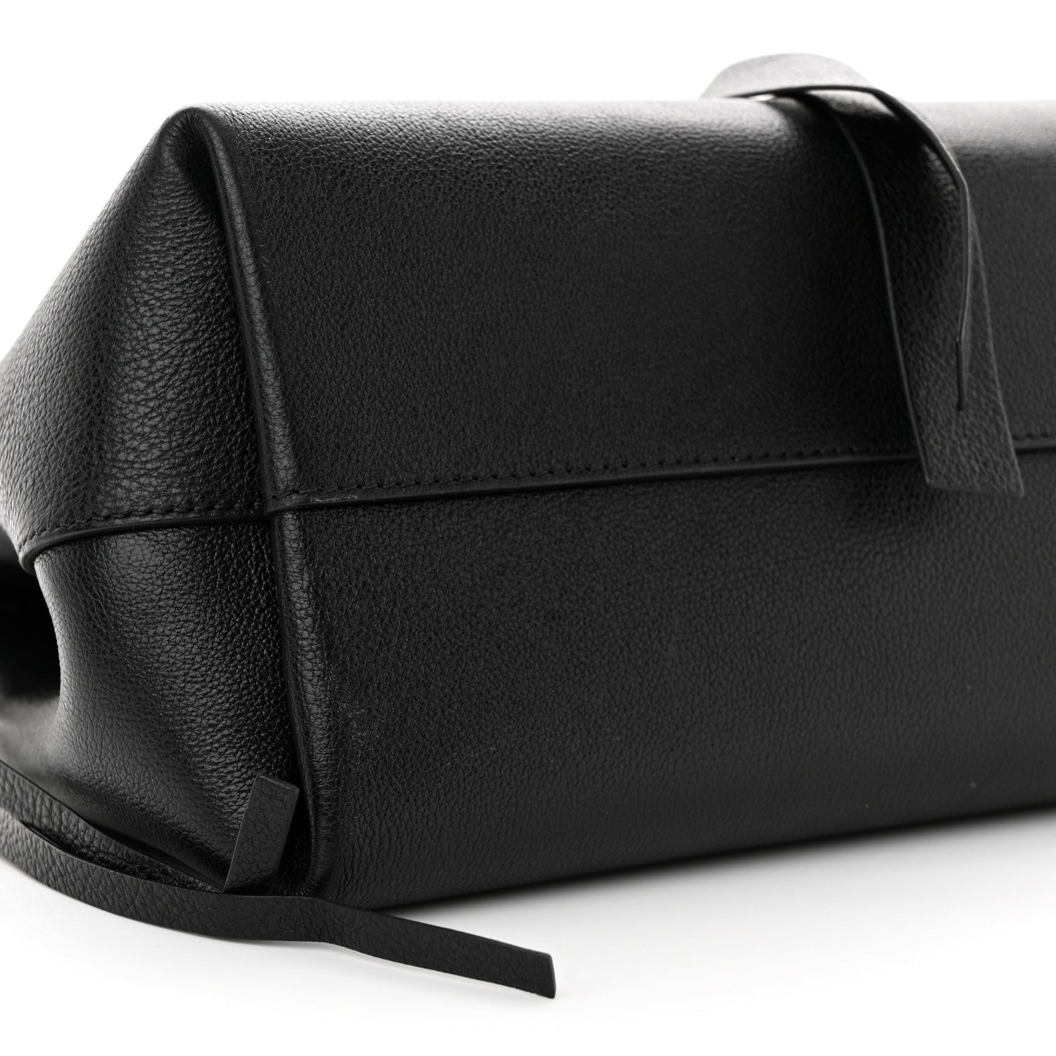 Valentino Garavani Pebbled Calfskin Large VRing Chain Shoulder Bag Black 8 of 10