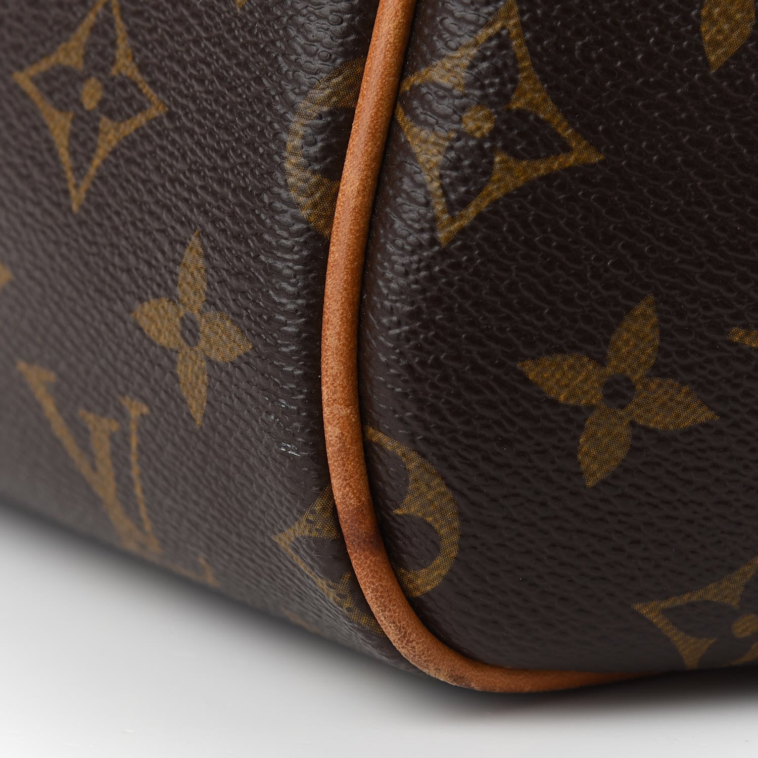 Louis Vuitton Monogram Montorgueil PM 10 of 12