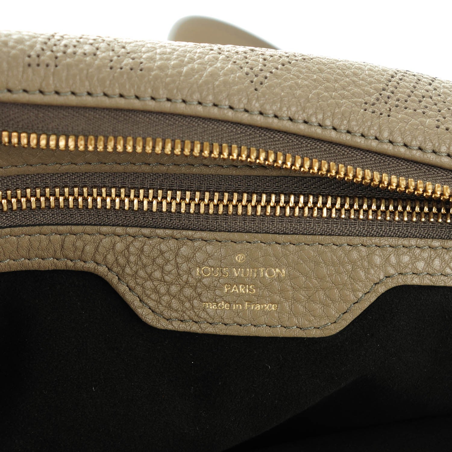 Louis Vuitton Mahina Selene MM Taupe 8 of 9