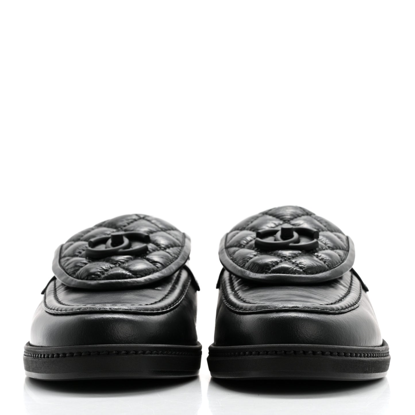 Crumpled Lambskin Quilted CC Turnlock Loafers 40.5 Black