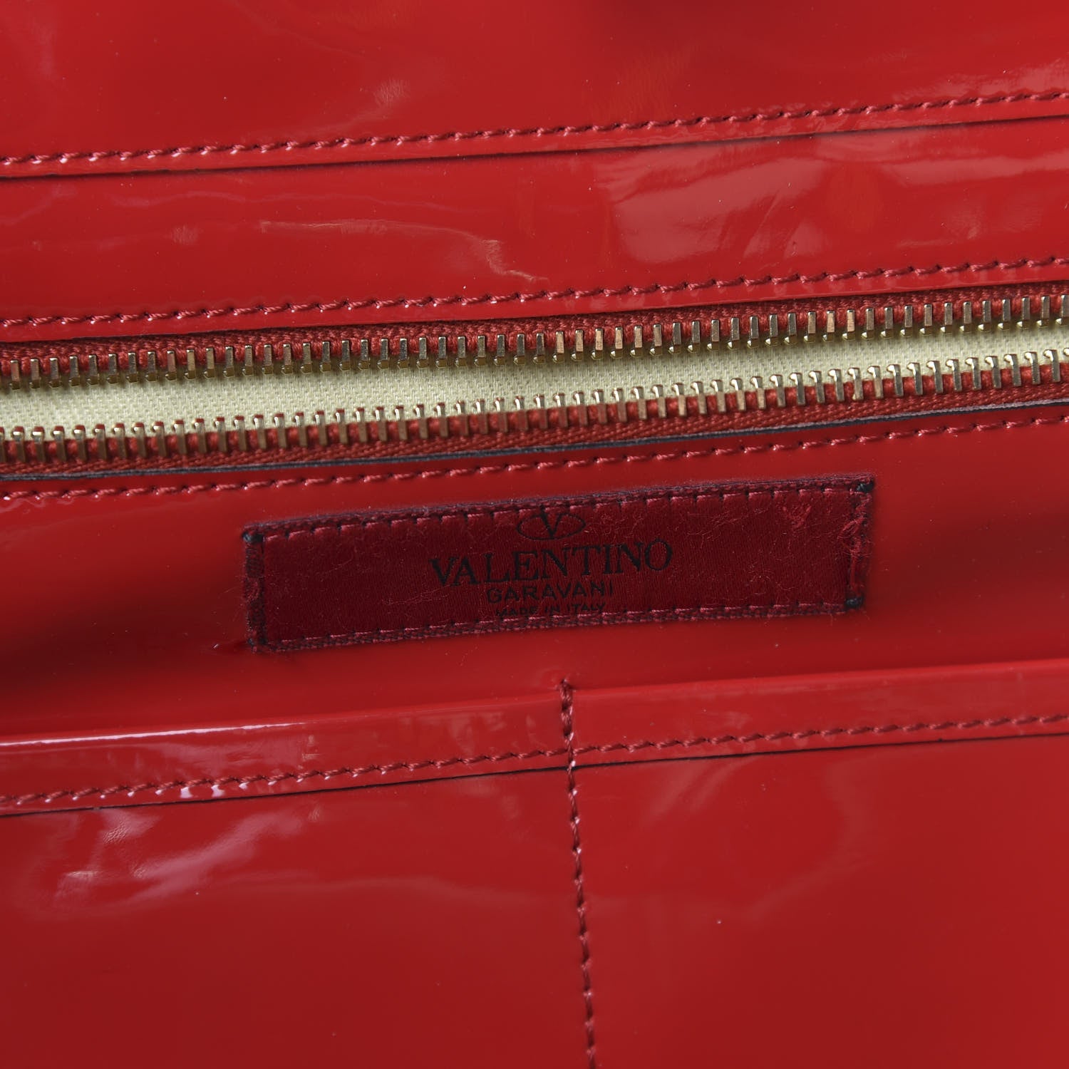 Valentino Garavani Patent Monochrome Medium Rockstud Tote Rosso Valentino 8 of 11