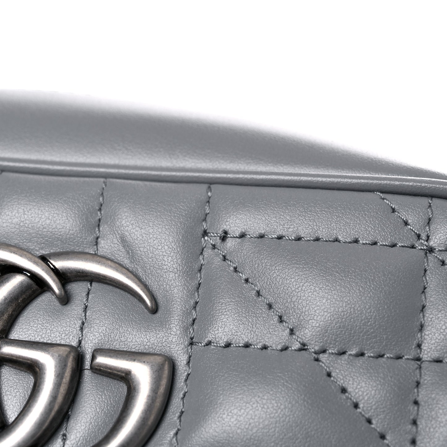 Calfskin Matelasse Aria Small GG Marmont Chain Shoulder Bag Deep Grey