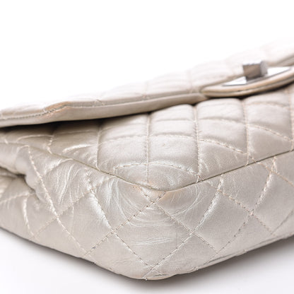 Chanel Metallic Calfskin Quilted 2.55 Reissue Clutch Silver 8 of 25