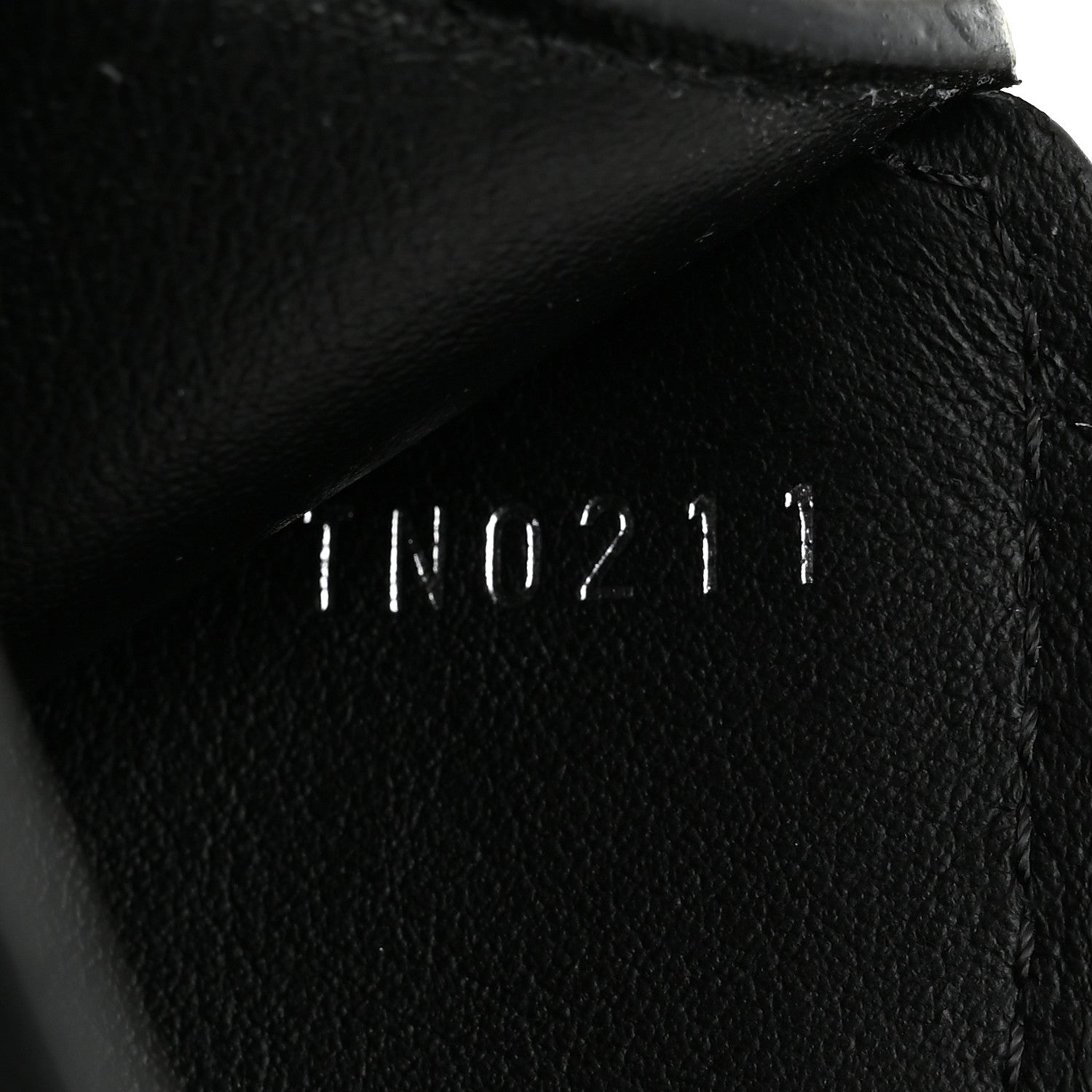 Louis Vuitton Mahina Iris XS Wallet Black 7 of 9