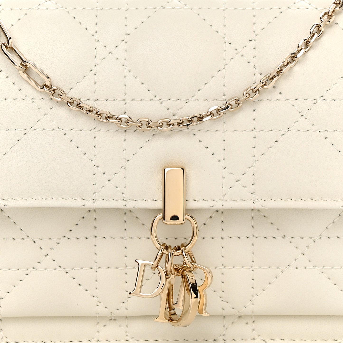 Lambskin Cannage Lady Dior Chain Pouch Latte