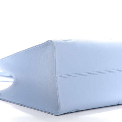 Louis Vuitton Empreinte Monogram Giant By The Pool Onthego MM Summer Blue 7 of 10