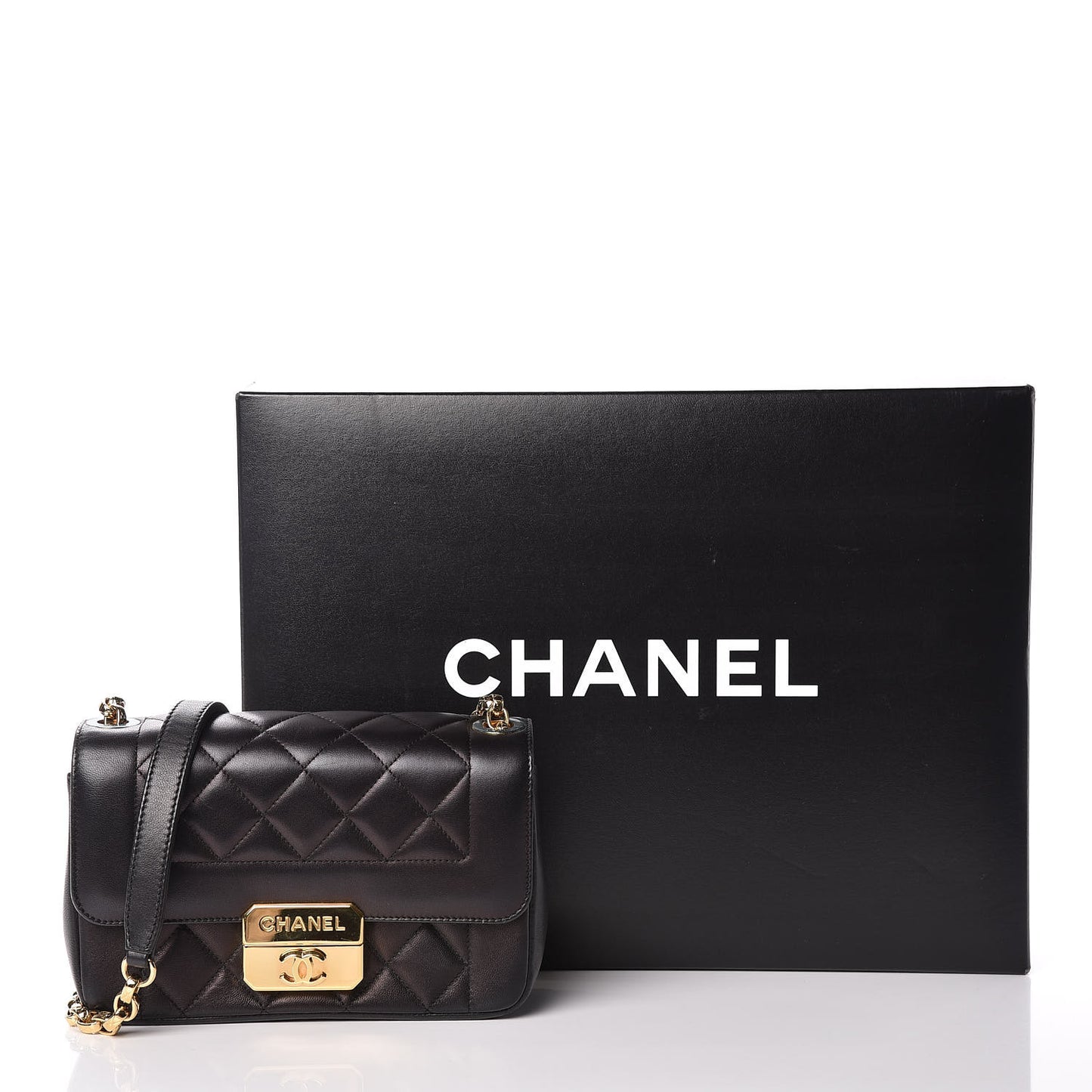 Lambskin Mini Chic With Me Flap Black