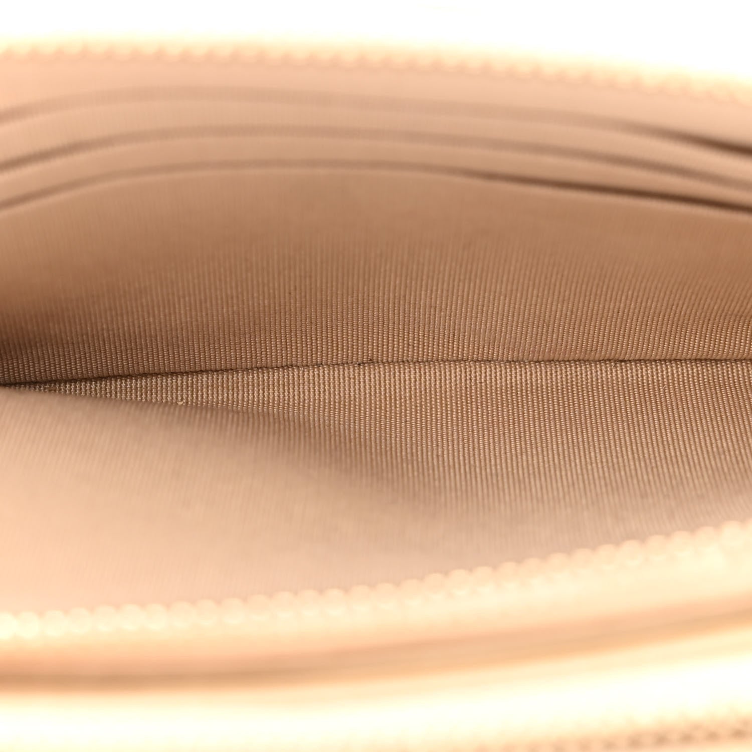 Chanel Iridescent Lambskin Quilted Pearl Clutch With Chain Beige 5 of 14