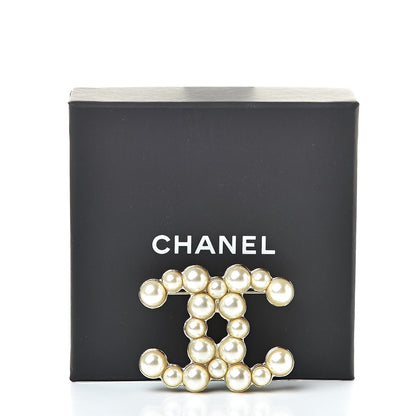 Chanel Pearl CC Brooch Gold 5 of 5