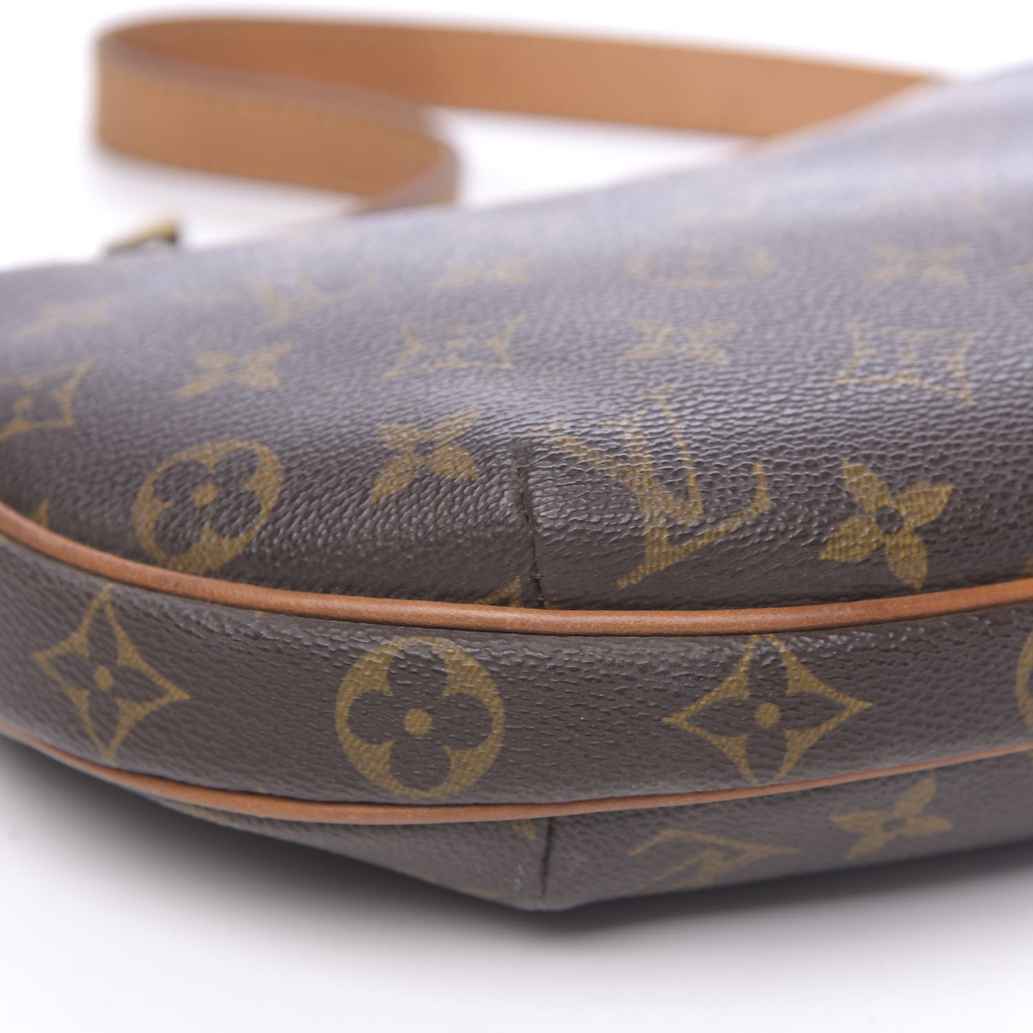 Louis Vuitton Monogram Croissant PM 7 of 10