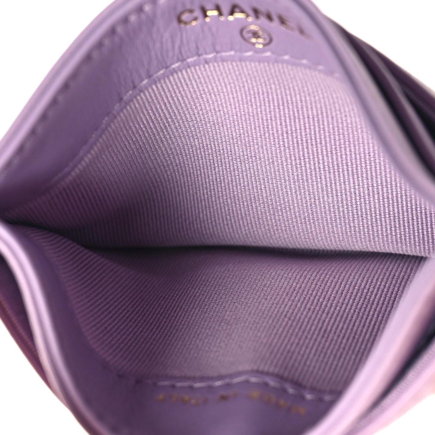 Lambskin Quilted Chanel 19 Card Holder Light Purple