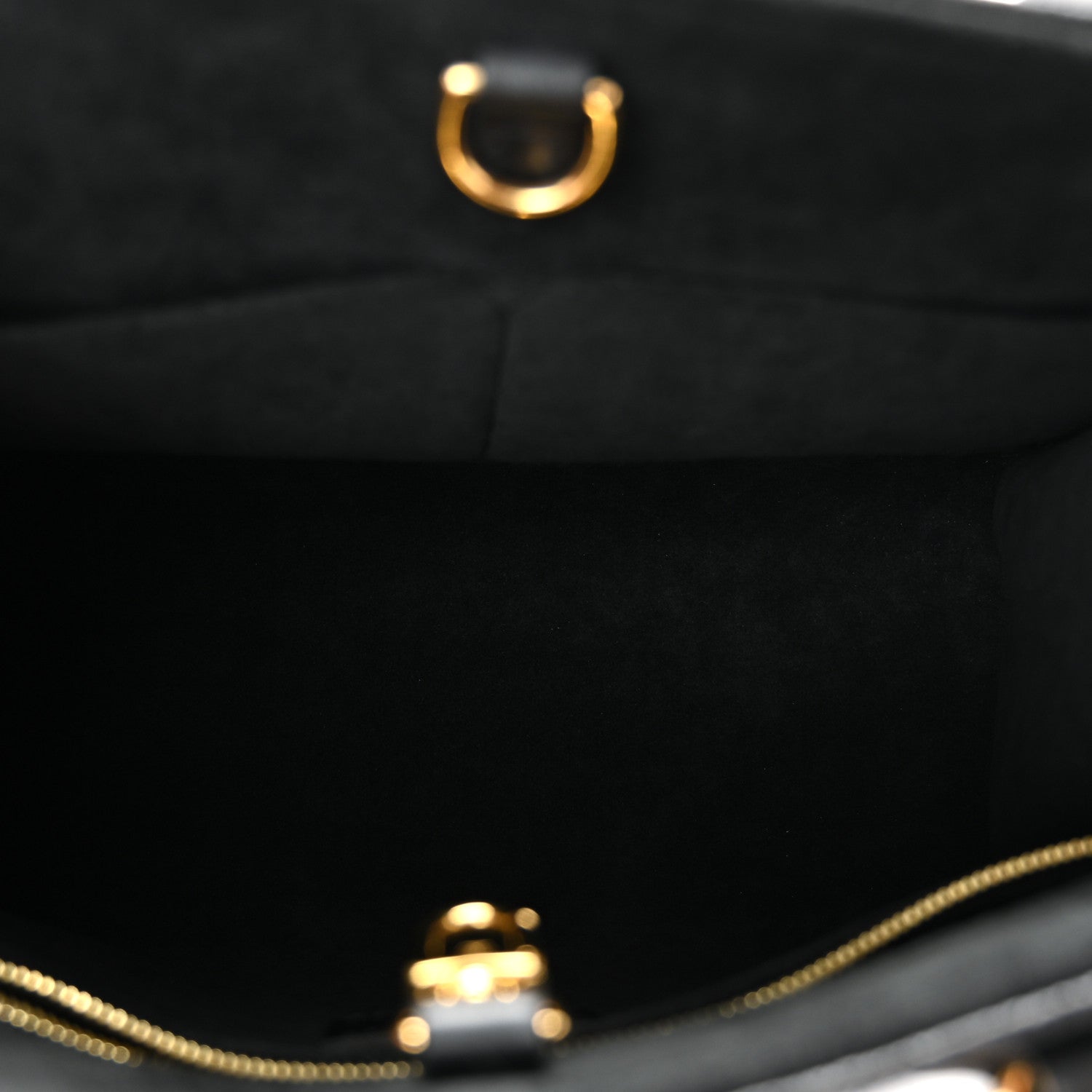 Louis Vuitton Empreinte Monogram Giant Onthego PM Black 5 of 9