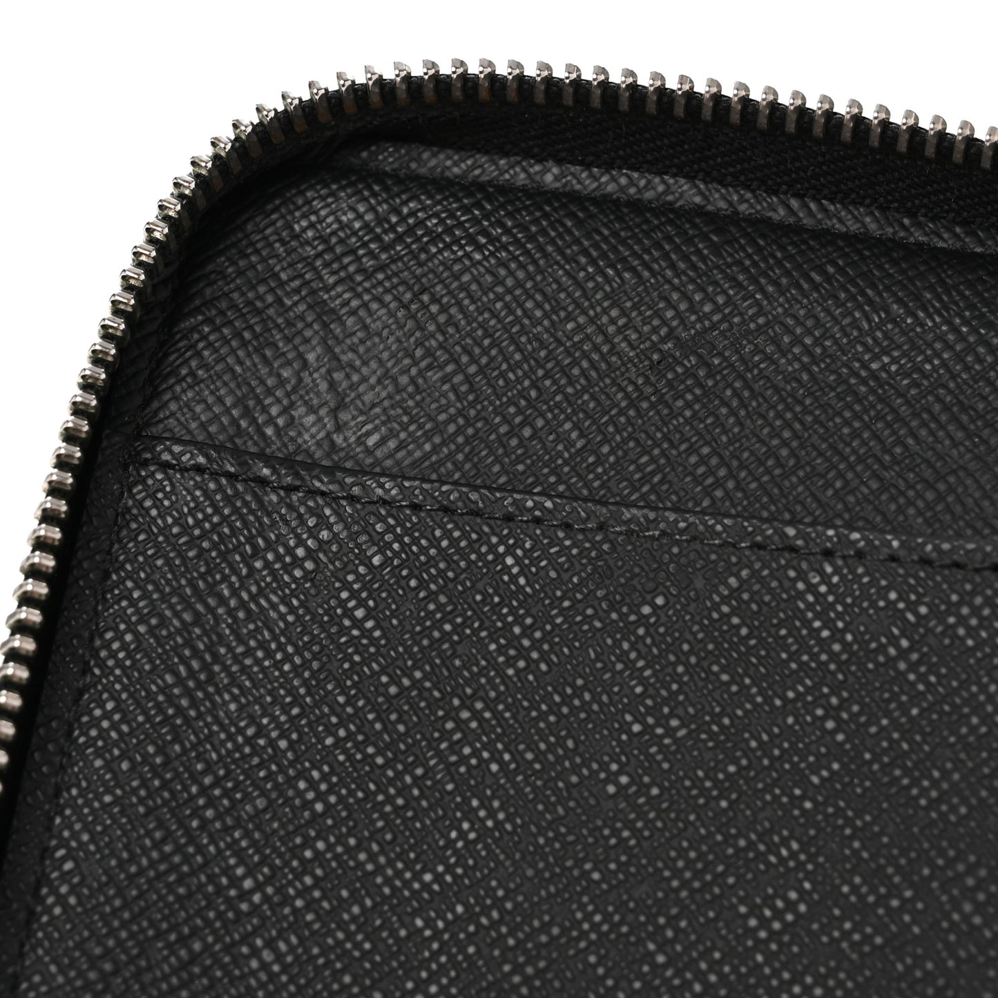 Damier Graphite Zippy Organizer Wallet