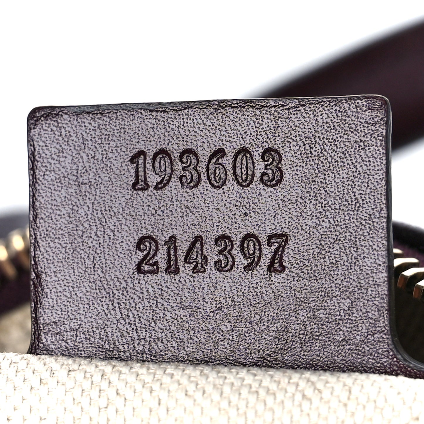 Imprime Monogram Medium Joy Boston Bordeaux