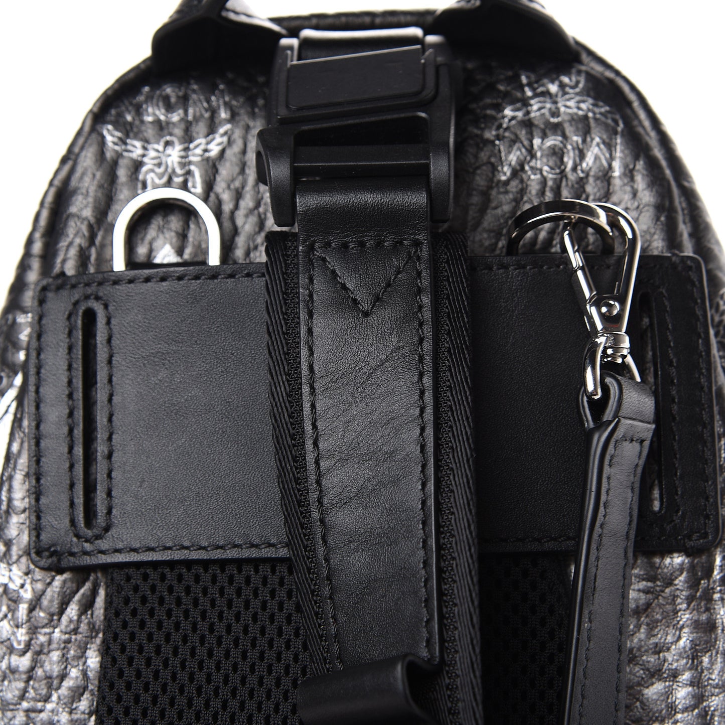 Gradation Visetos Trey 4-in-1 Sling Backpack Silver