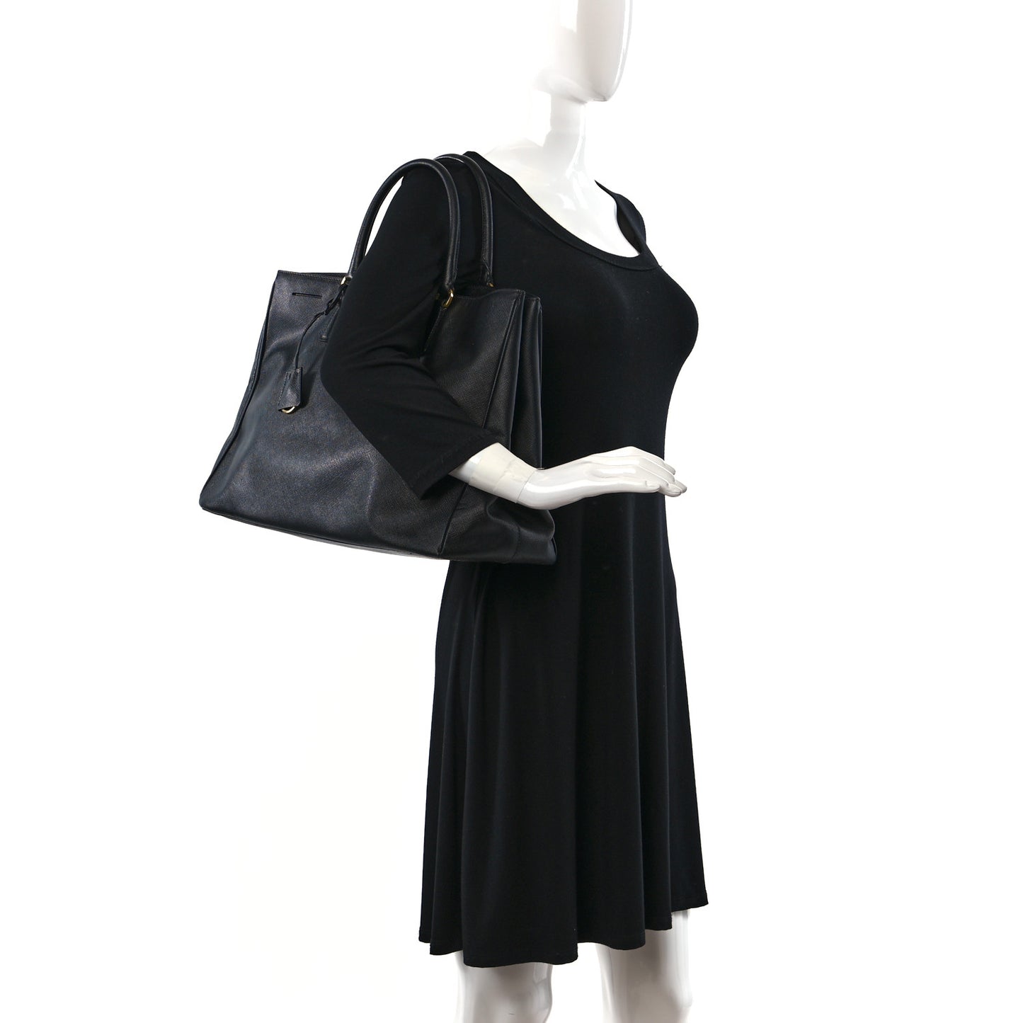 Saffiano Lux Extra Large Galleria Double Zip Tote Black