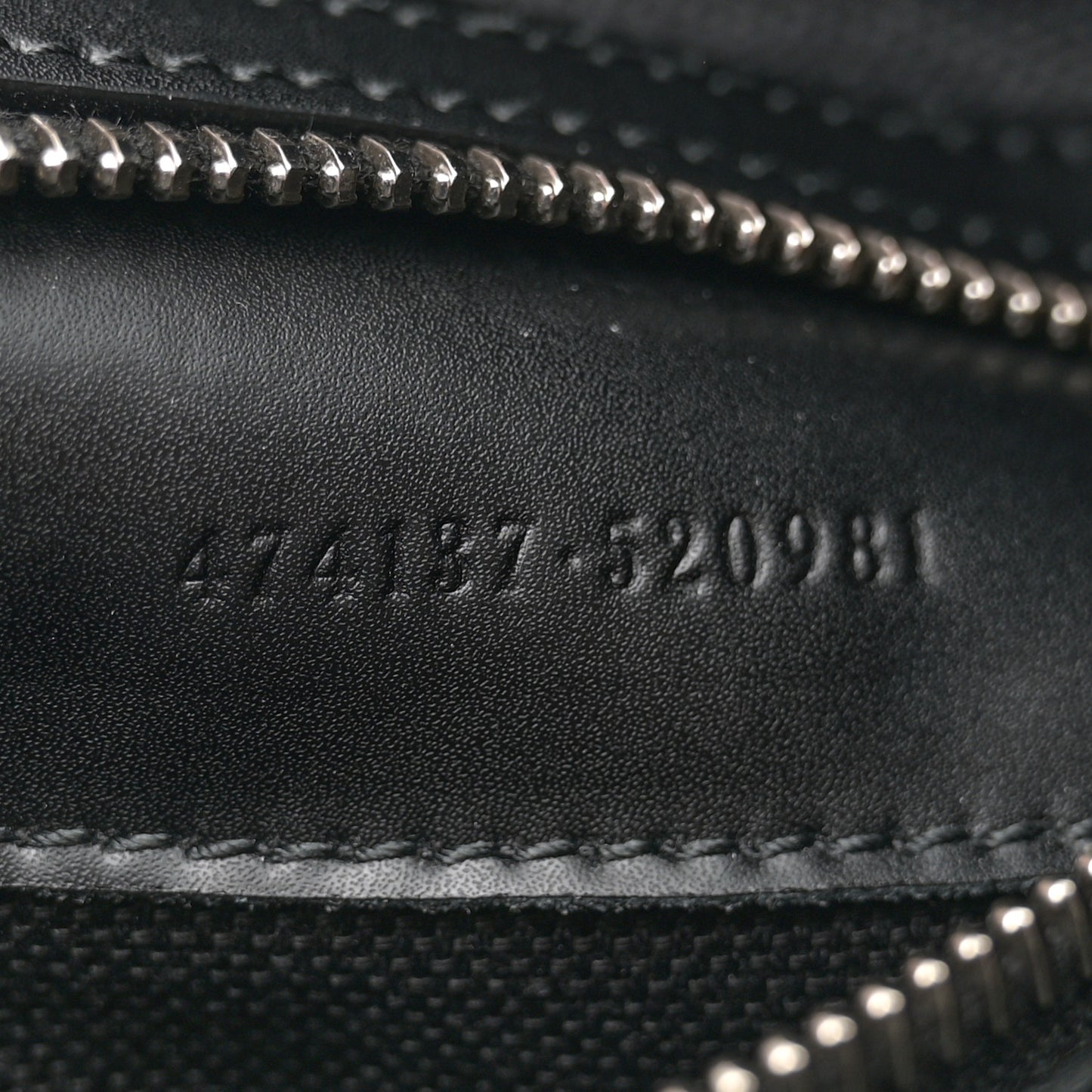 GG Supreme Monogram Appia Calfskin Web Flat Messenger Bag Black Grey