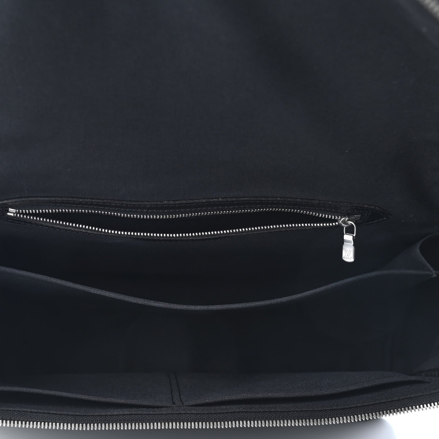 Louis Vuitton Taiga Taimyr Messenger Bag Ardoise 5 of 8