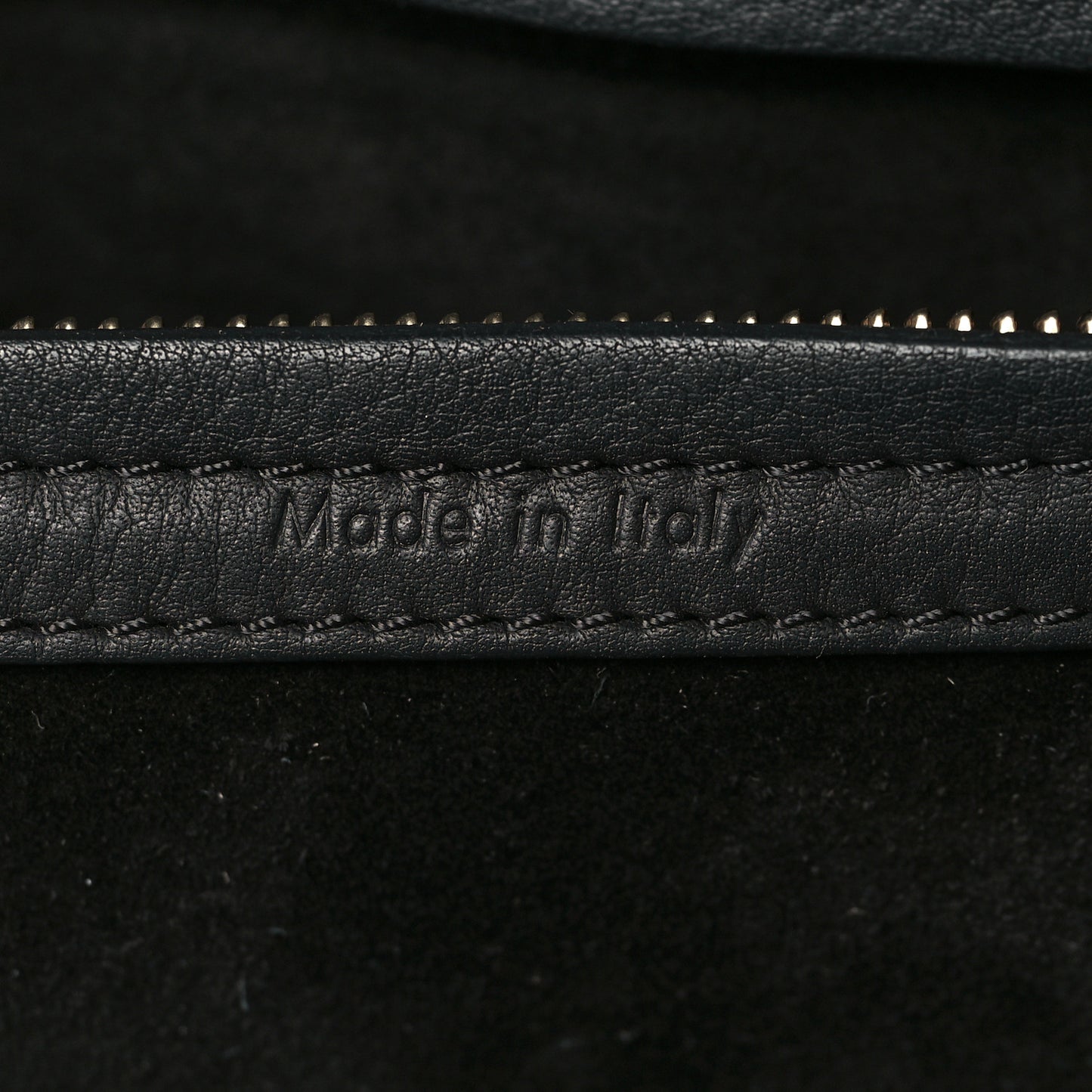 Grained Calfskin Medium Phantom Luggage Black