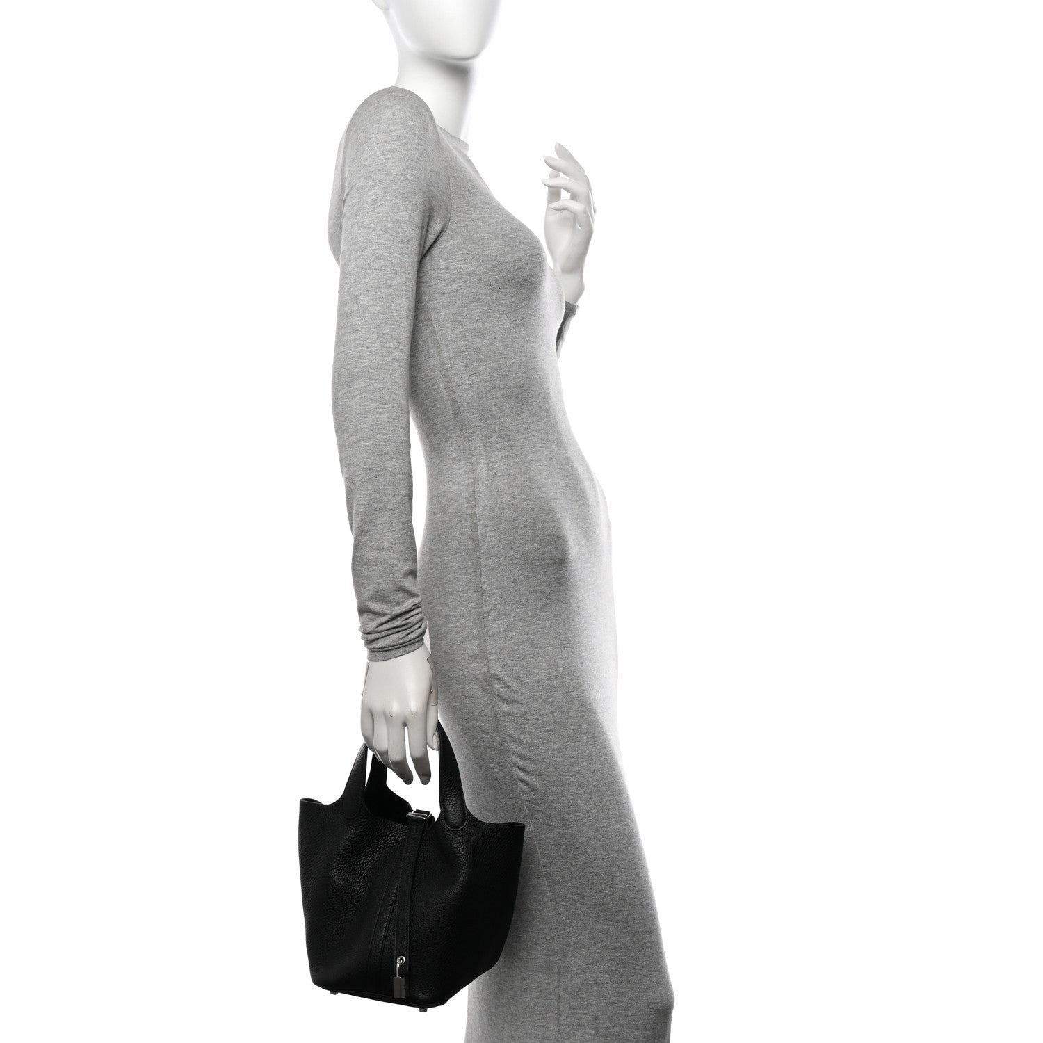 Hermes Taurillon Clemence Picotin Lock 18 PM Black 2 of 11