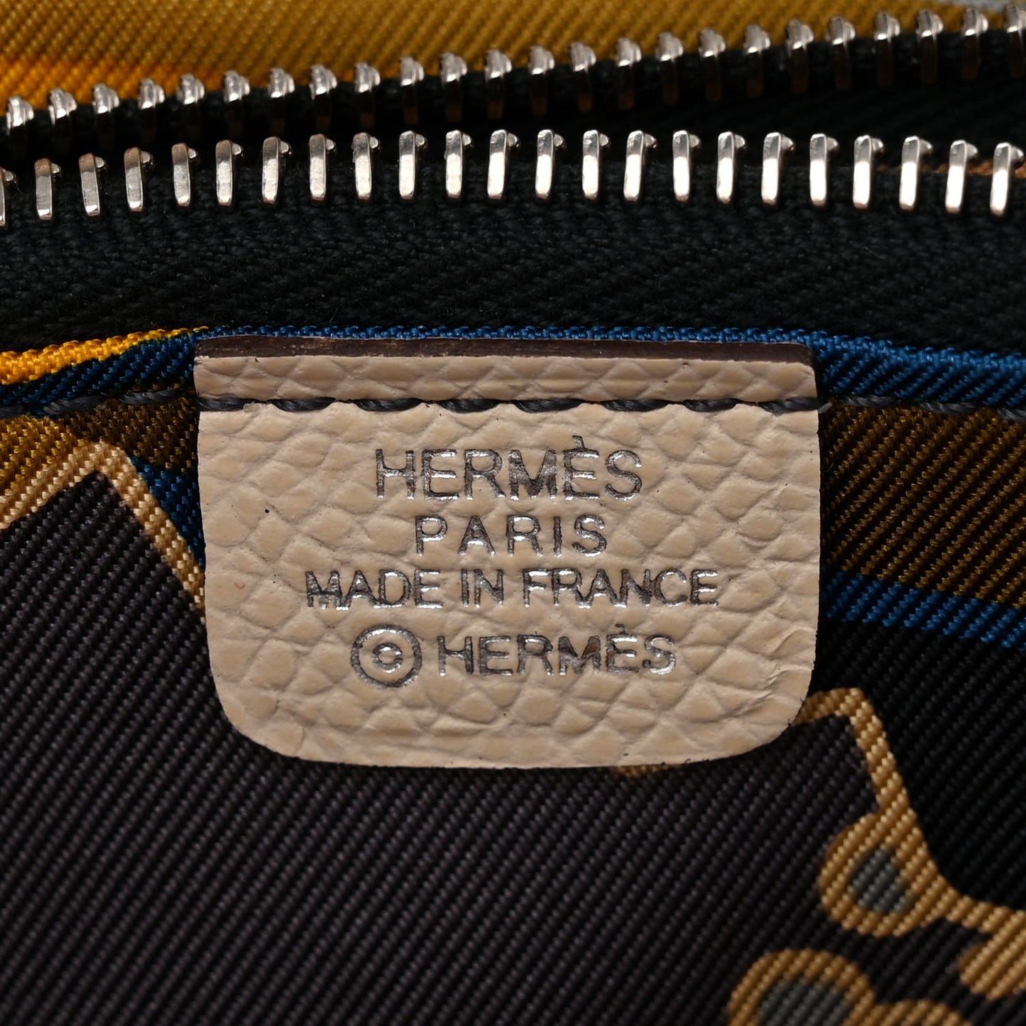 Epsom Silk'In Compact Wallet Craie Caban Jaune Ambre