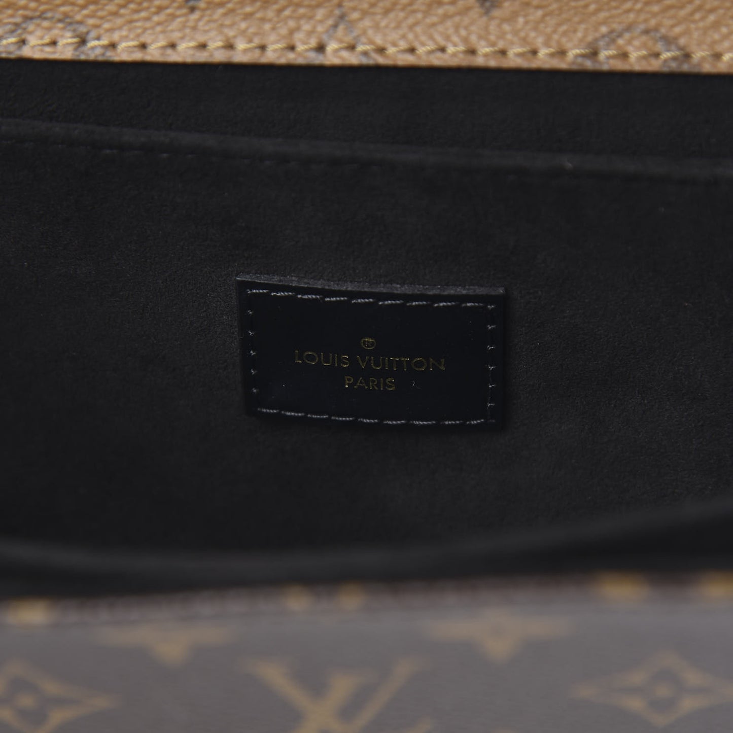 Reverse Monogram Pochette Metis