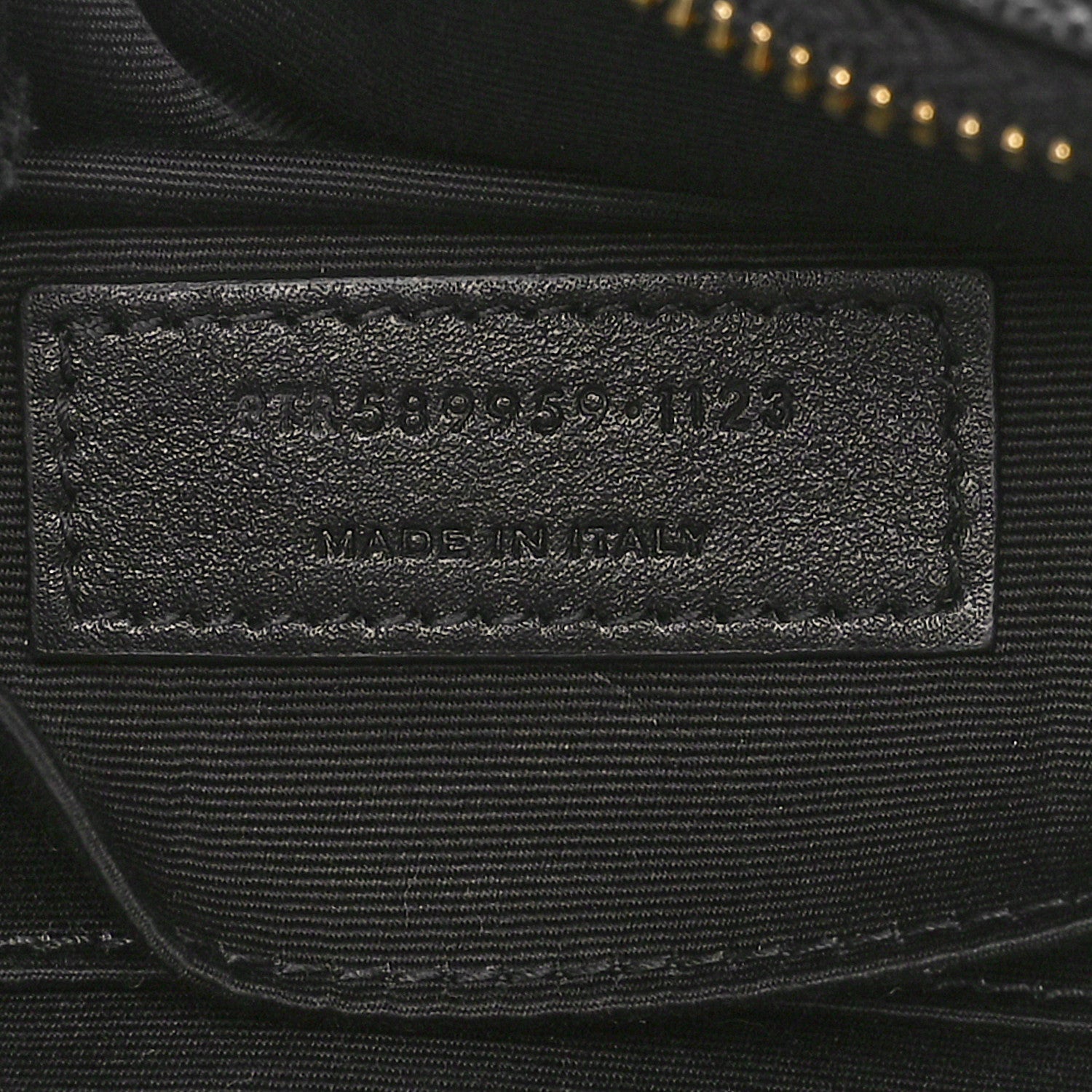 Saint Laurent Grain De Poudre Monogram Belt Bag Black 7 of 10