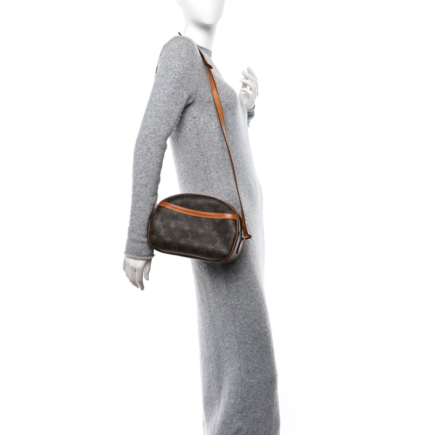 Louis Vuitton Monogram Blois 2 of 14