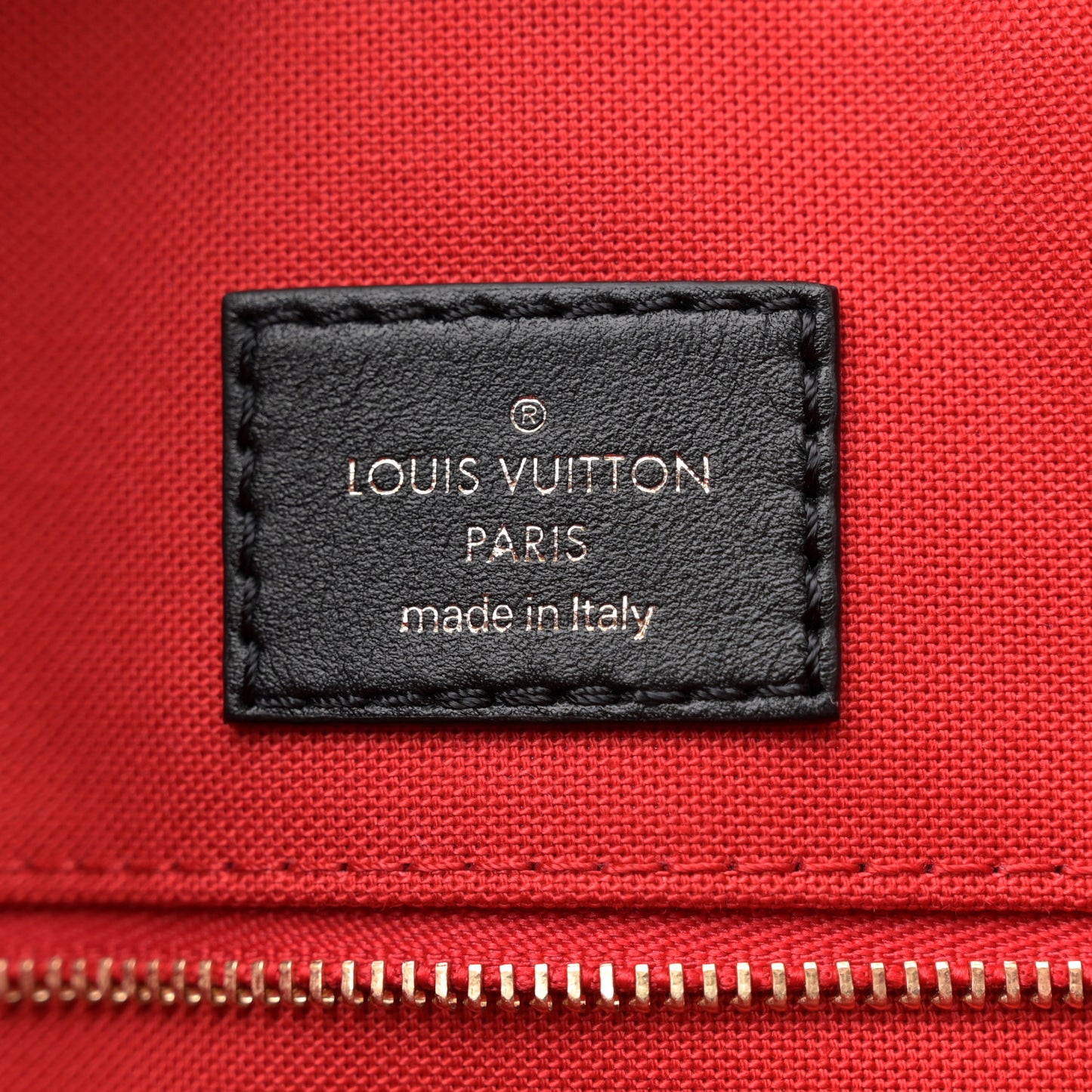 Reverse Monogram Giant Onthego MM