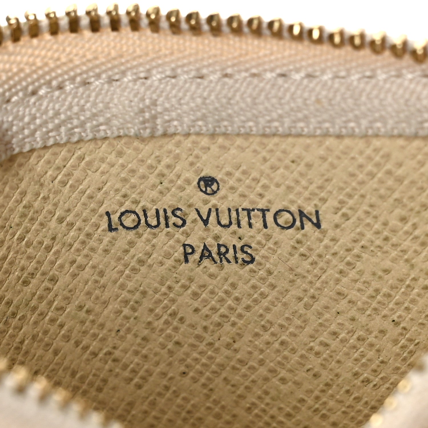 Louis Vuitton Damier Azur Key Pouch 6 of 8
