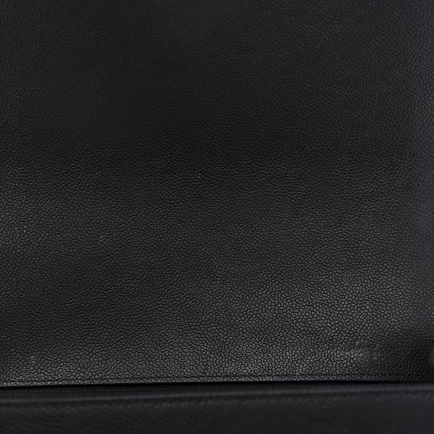 Caviar Quilted New Medium Boy Flap Black