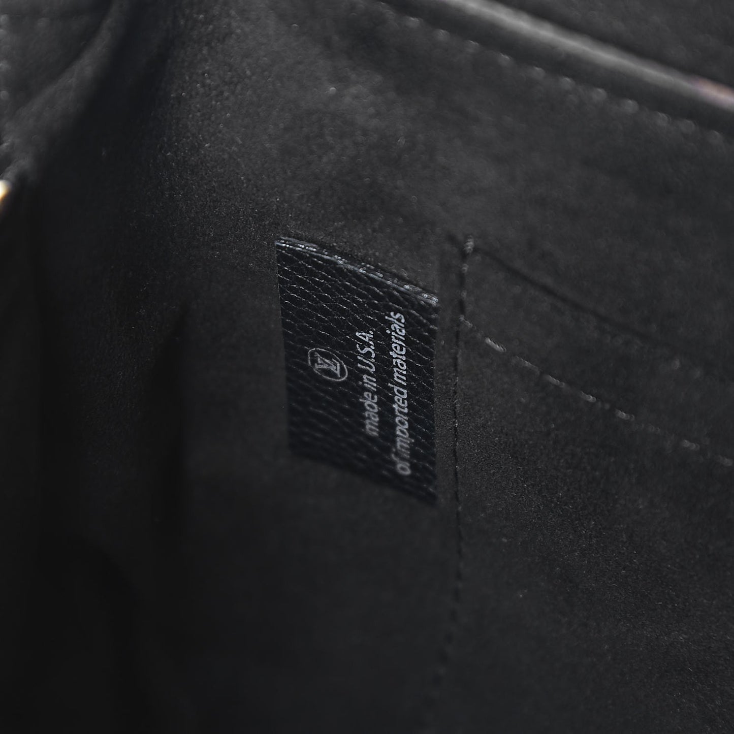 Monogram Pallas Chain Black