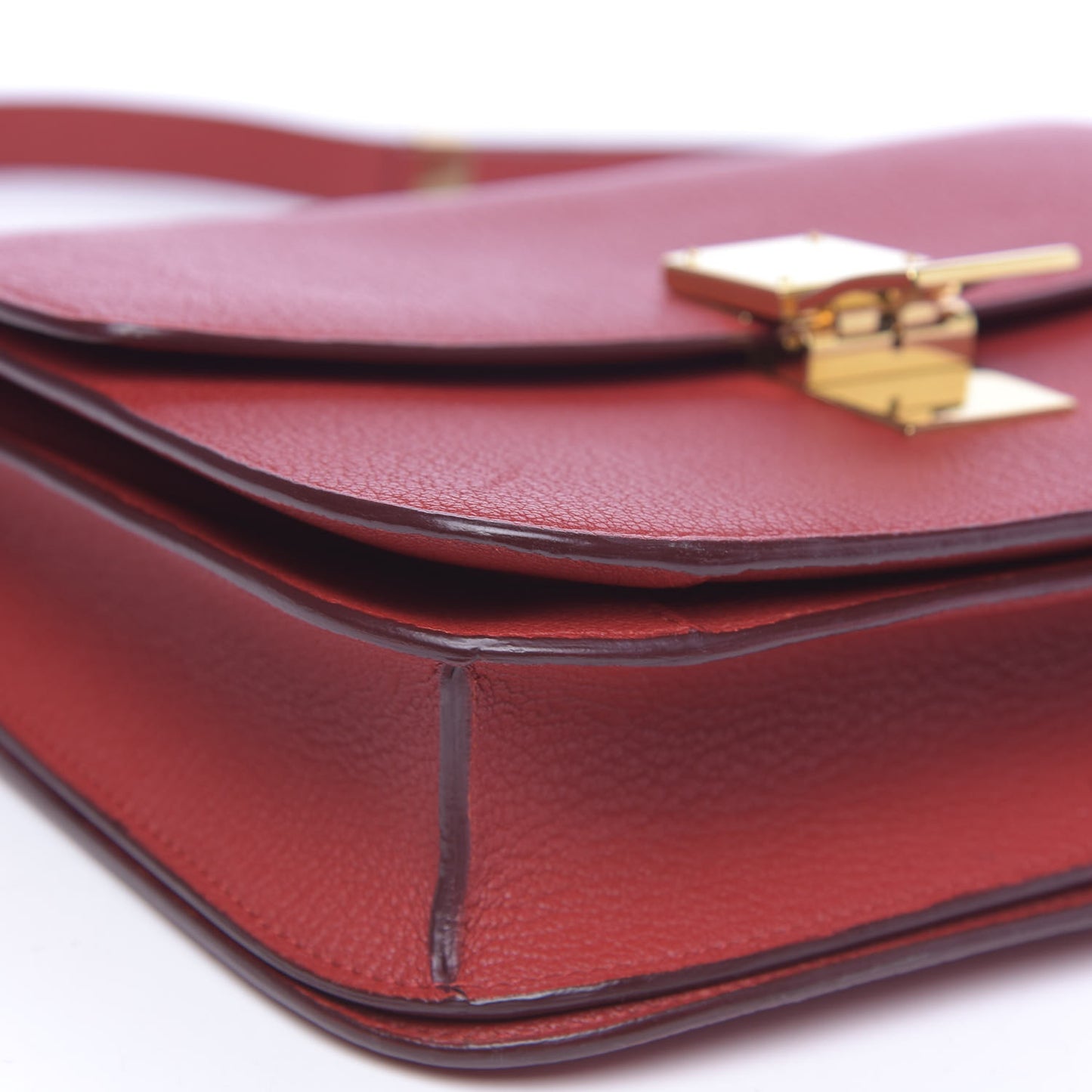 Goatskin Medium Classic Box Flap Bag Carmin
